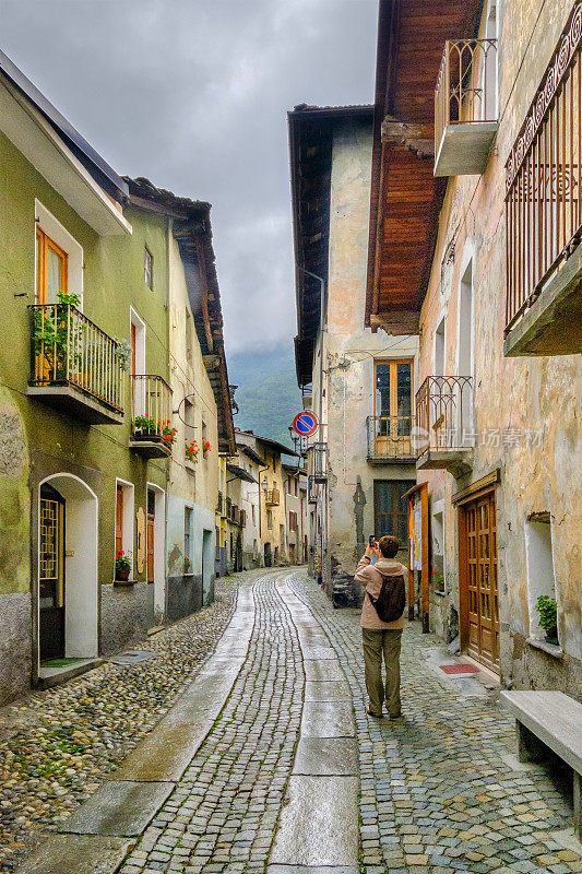 诺瓦莱萨的历史中心，位于Val Cenischia镇，位于Moncenisio山脚下，与法国接壤。意大利北部山麓,